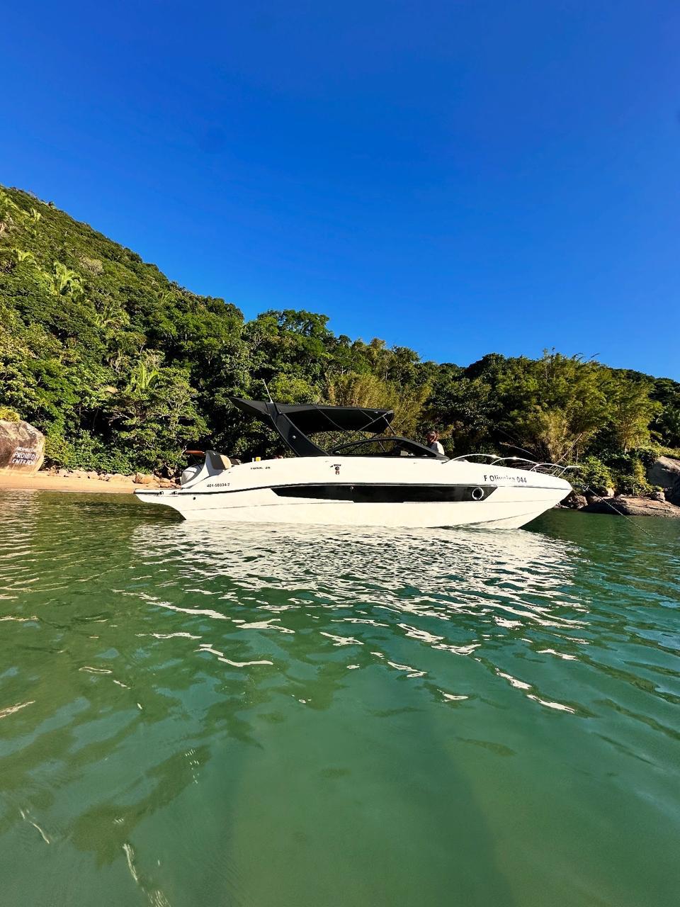 F Oliveira 044 — Cabo Frio